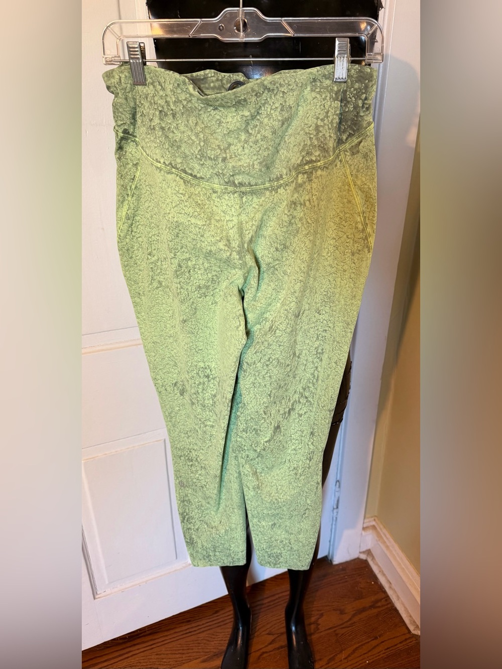 Lululemon Base Pace High-Rise Leggings - Size 12 - Picture 3 of 10